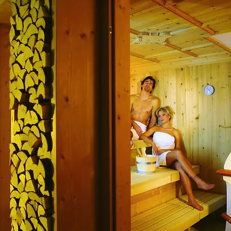 Hotel Romantica 4*